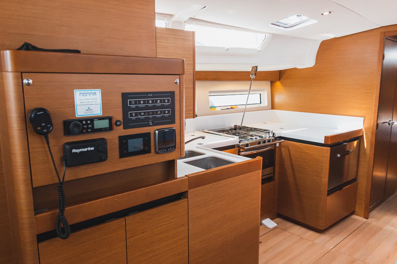 Sun Odyssey 490 - 5 + 1 cab. — photo 14