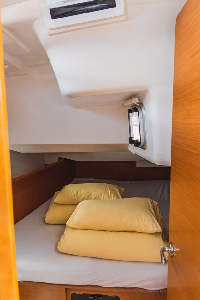 Sun Odyssey 449 — photo 12