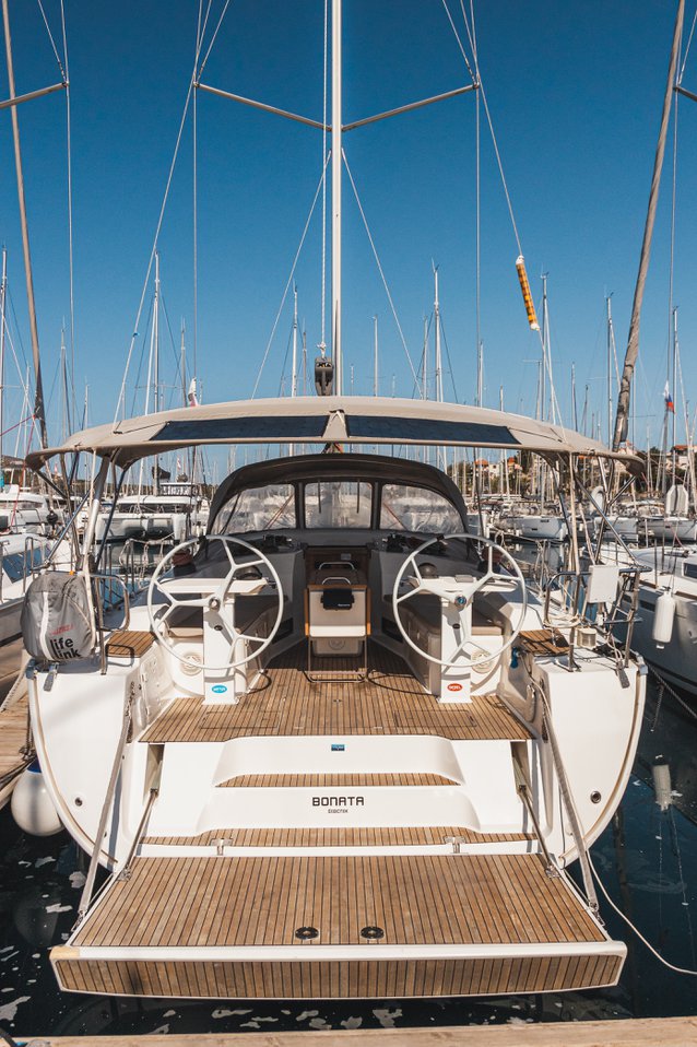 Bavaria Cruiser 45 — photo 3