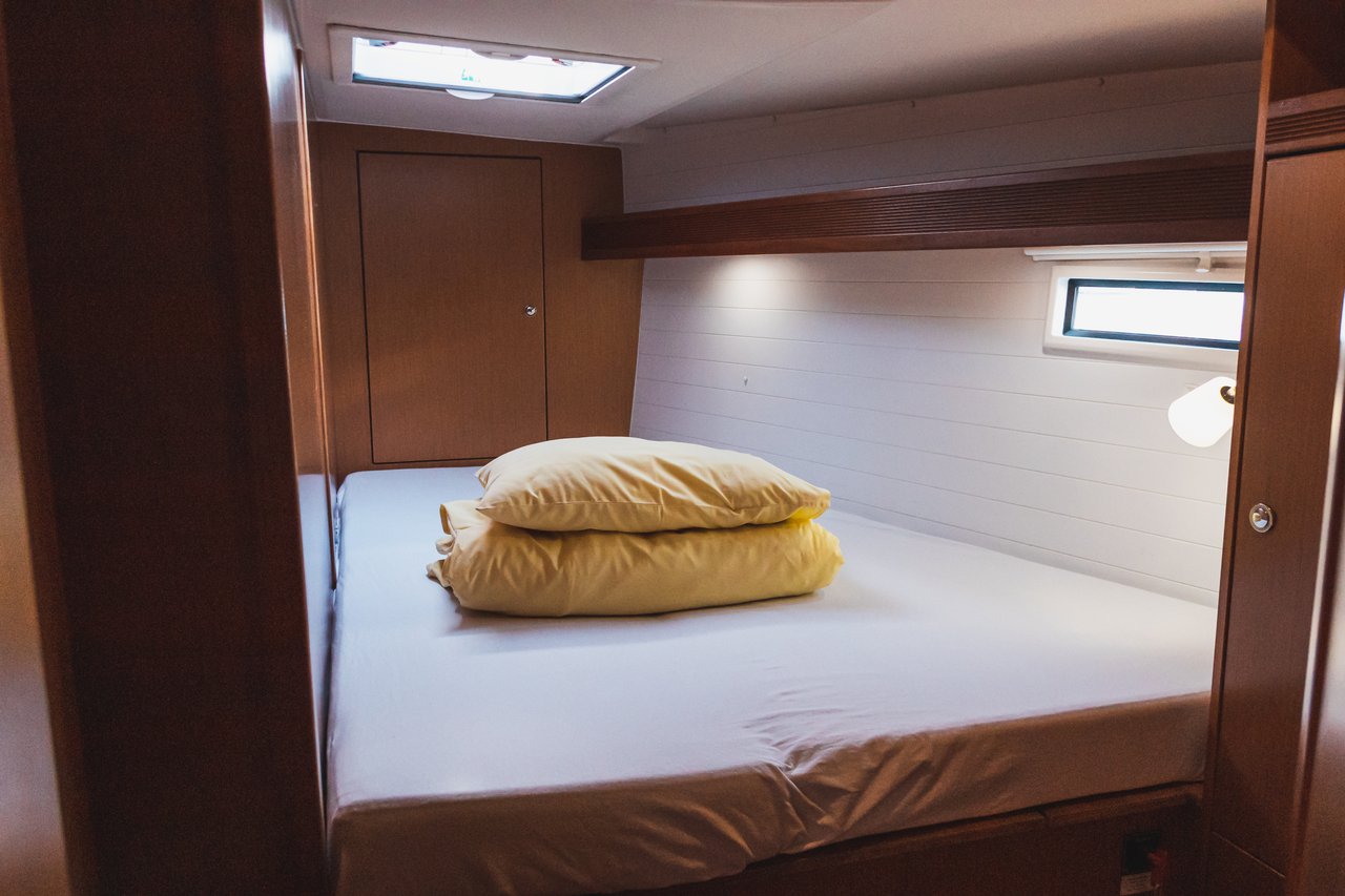 Bavaria Cruiser 45 — photo 14