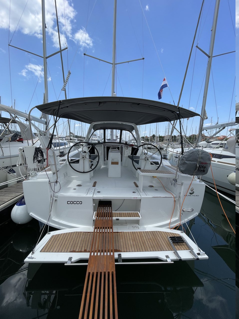 Oceanis 38.1 — photo 3