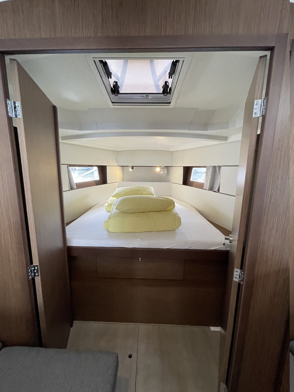 Oceanis 38.1 — photo 15