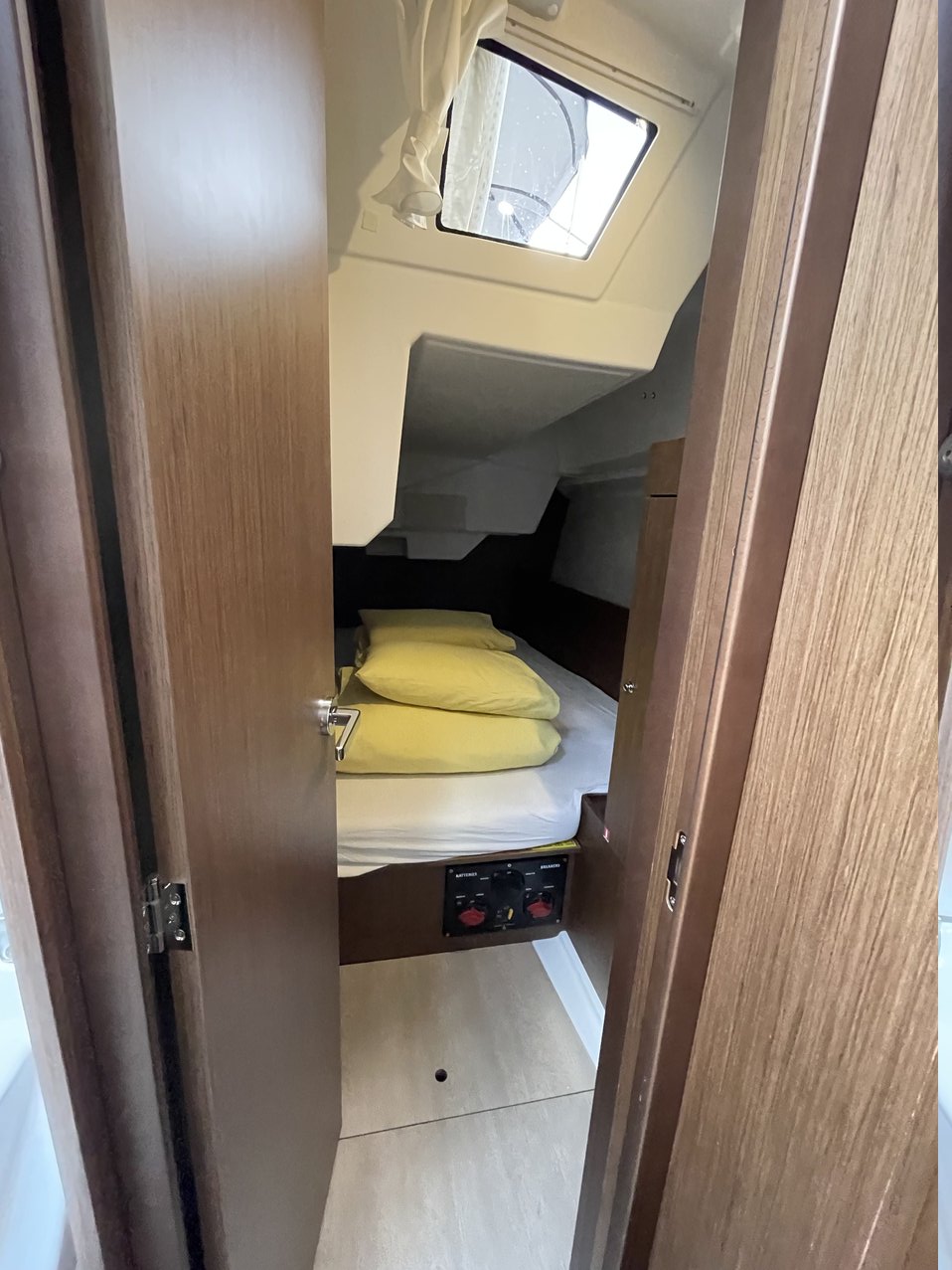 Oceanis 38.1 — photo 17