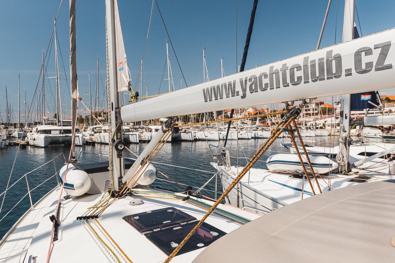Bavaria 36 Cruiser — photo 5