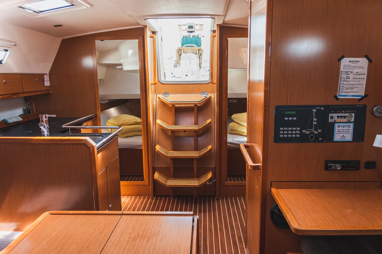 Bavaria 36 Cruiser — photo 9