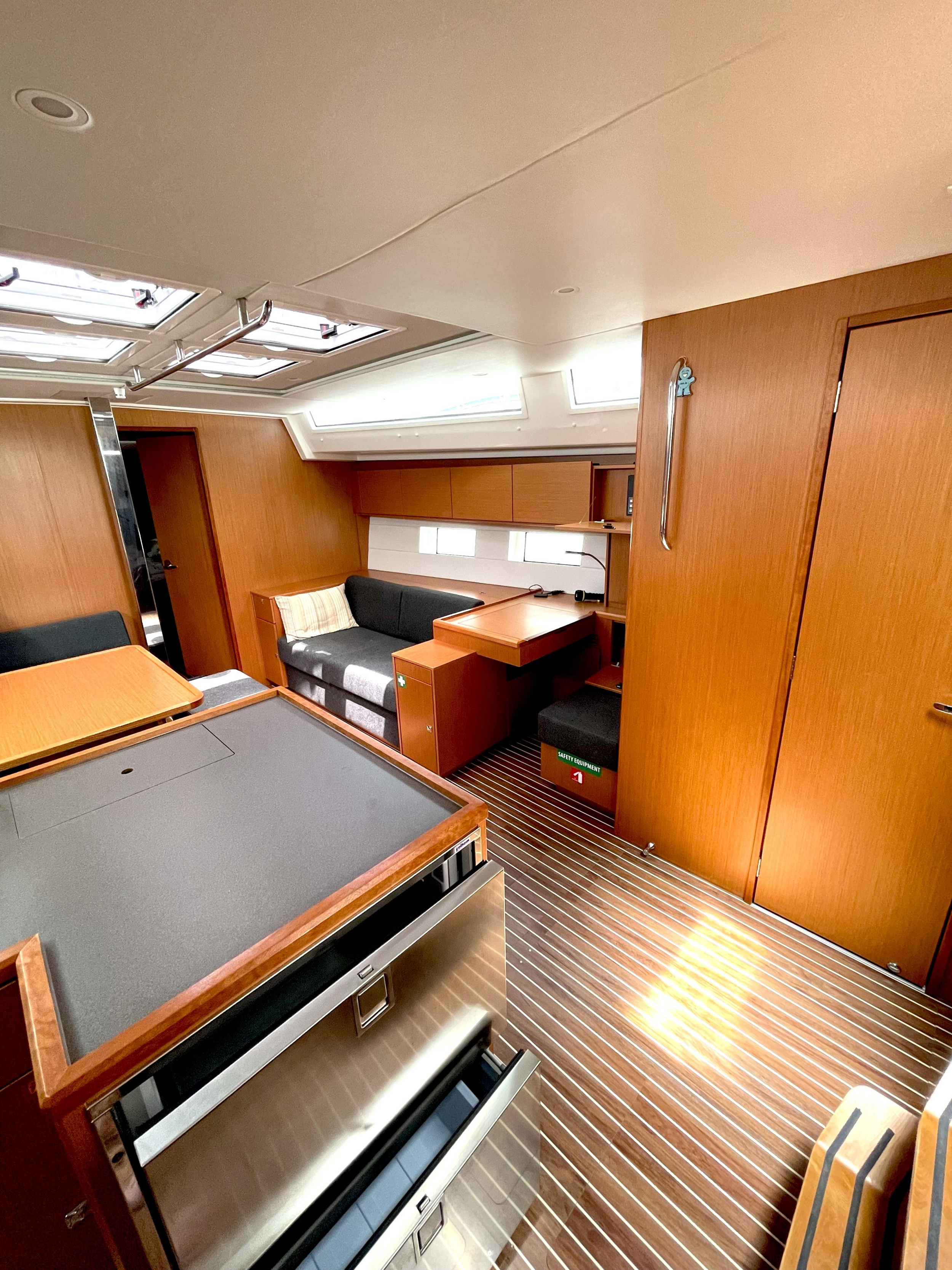 Bavaria C50 Holiday - 5 cab. — photo 5