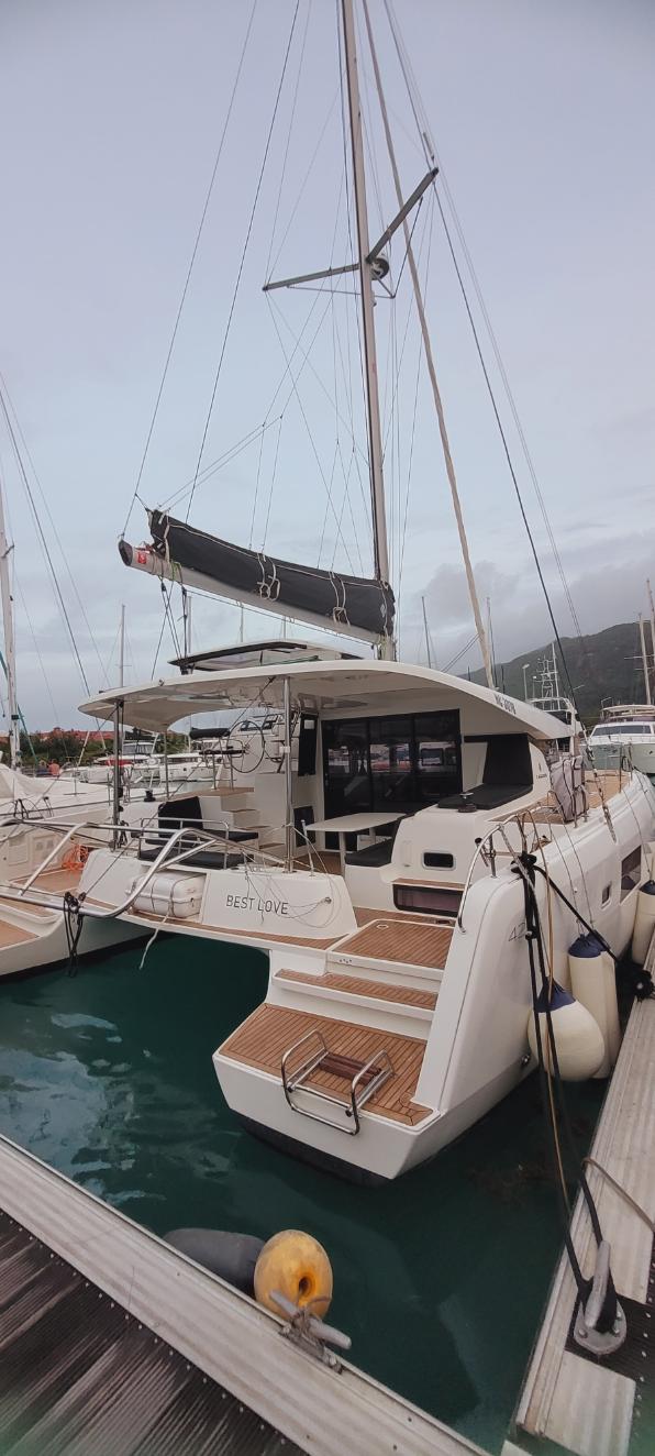 Lagoon 42 - 4 + 2 cab. — photo 4