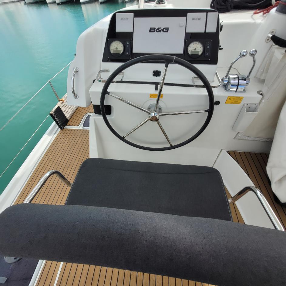Lagoon 42 - 4 + 2 cab. — photo 27