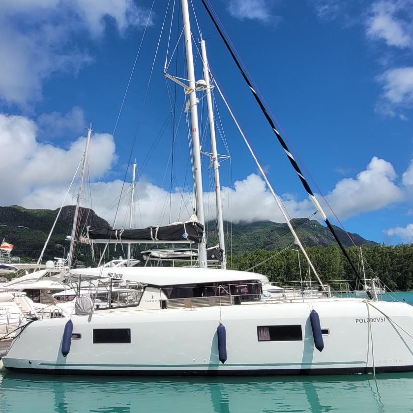 Lagoon 42 - 4 + 2 cab. — photo 36