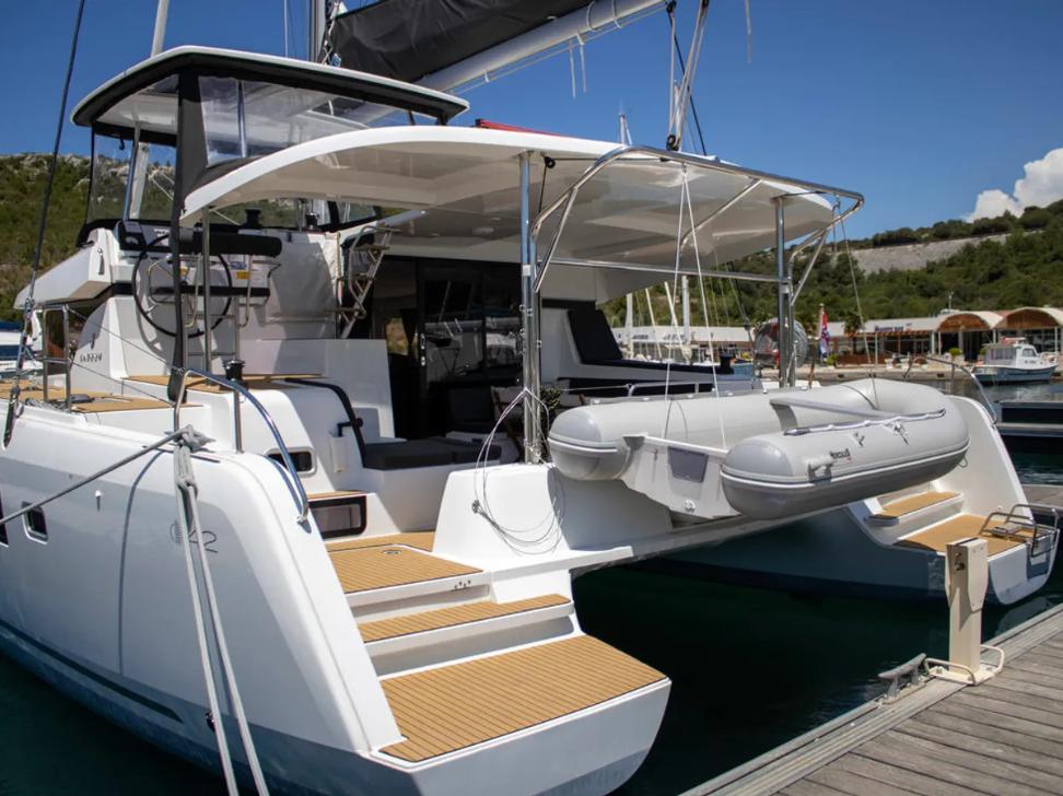 Lagoon 42 - 4 + 2 cab. — photo 47