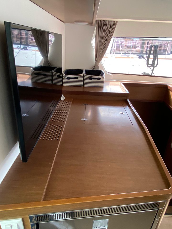 Lagoon 42 - 4 + 2 cab. — photo 50