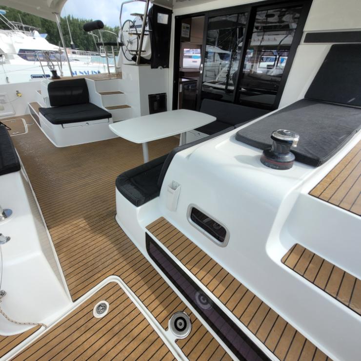 Lagoon 42 - 4 + 2 cab. — photo 25