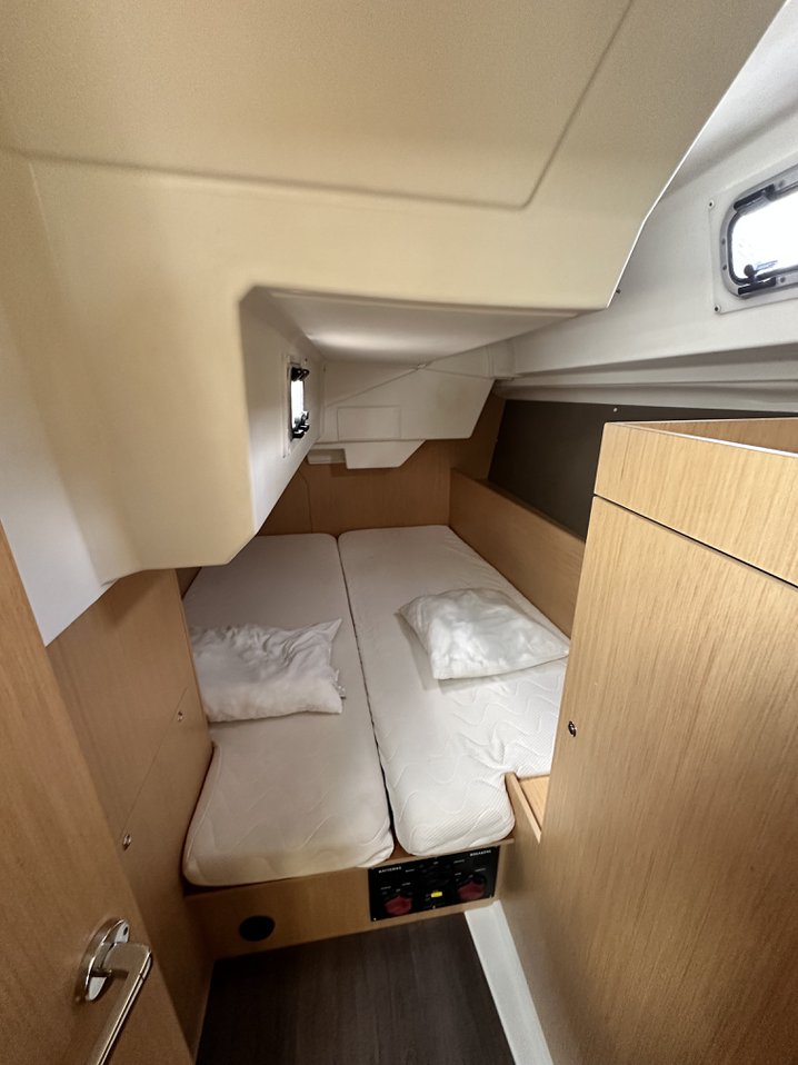 Oceanis 38.1 — photo 8
