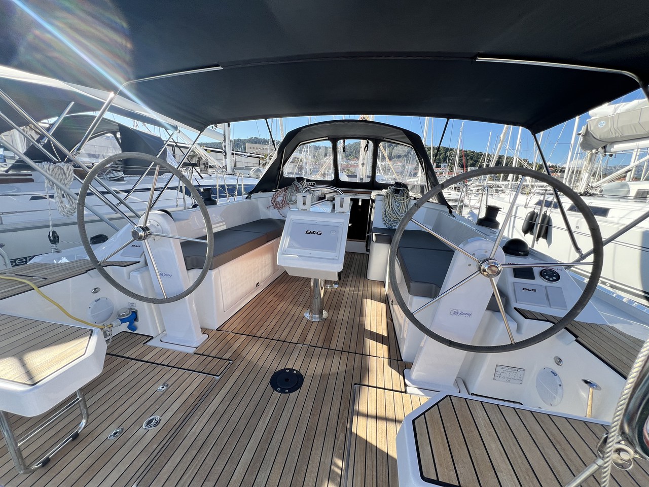 Bavaria C38 — photo 8