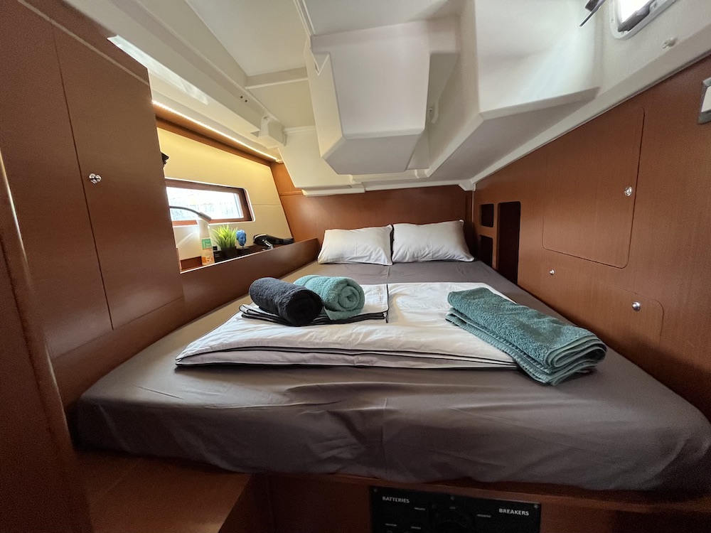 Oceanis 46.1 — photo 10