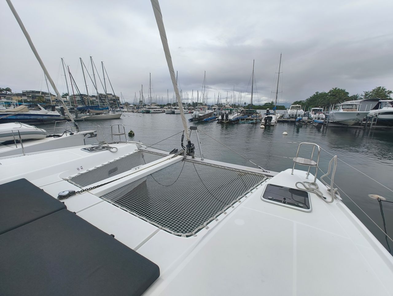 Lagoon 42 - 4 + 2 cab. — photo 6