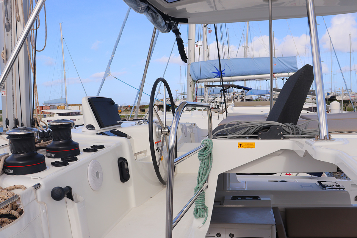Lagoon 46 - 4 + 2 cab. — photo 9