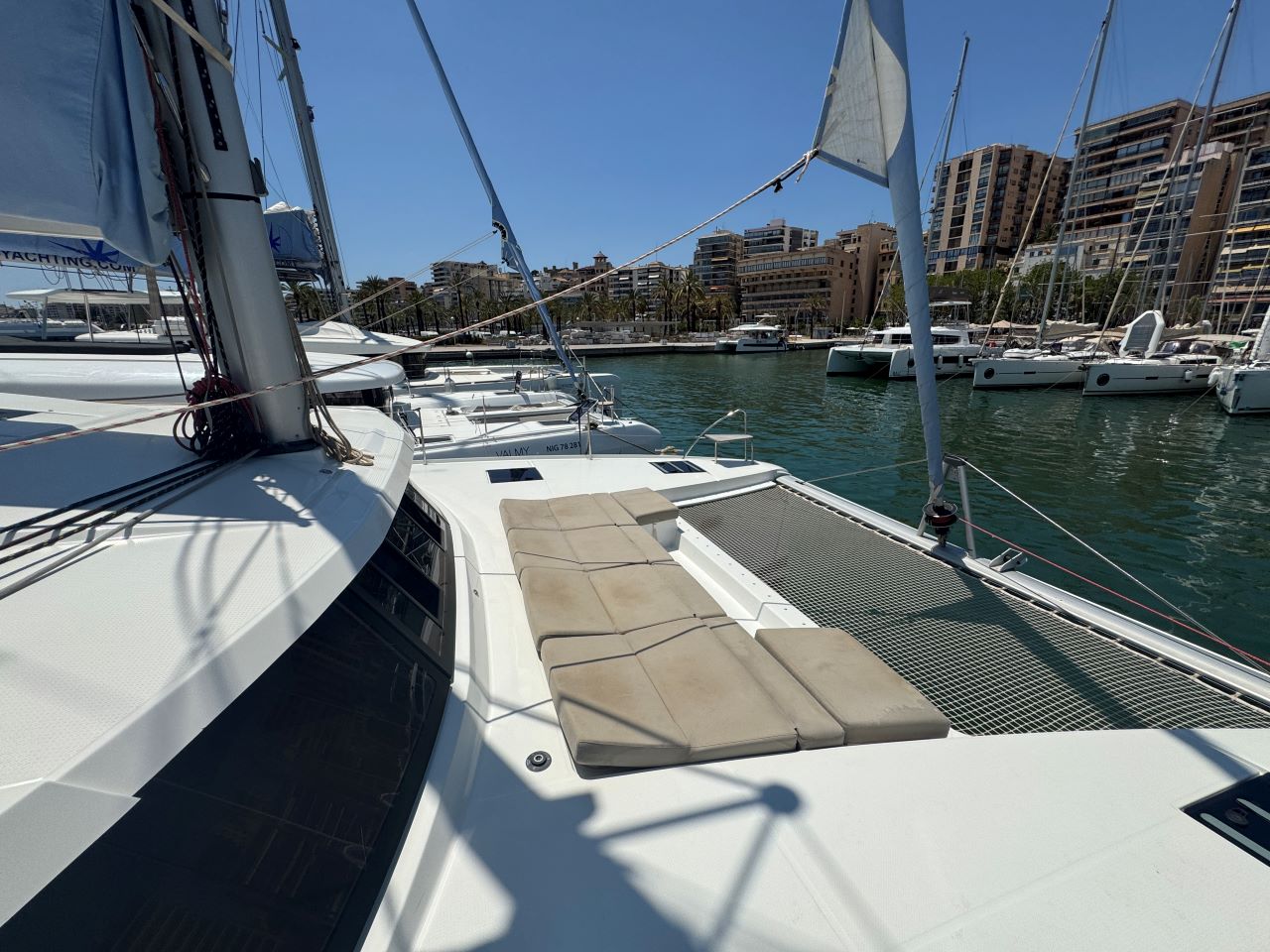 Fountaine Pajot Astrea 42 Quatuor — photo 7