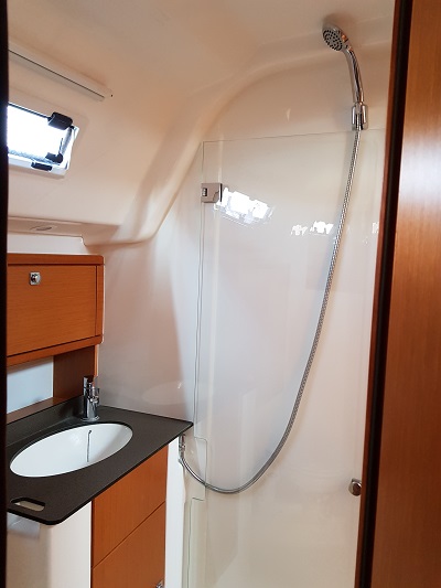 Bavaria Cruiser 51 — photo 20