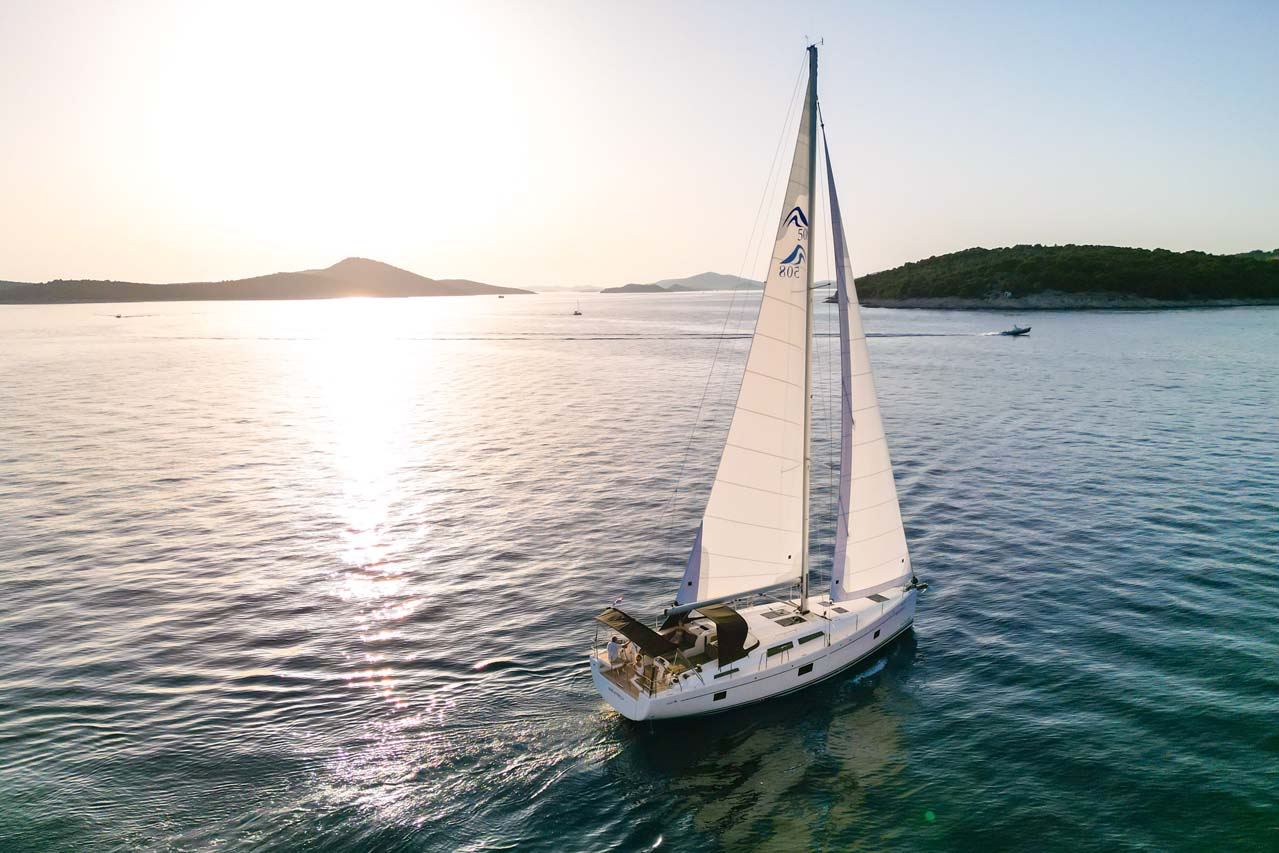 Hanse 508 - 4 + 1 cab. — photo 18