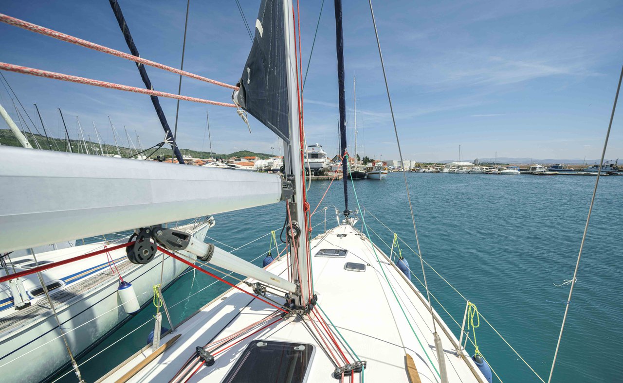Sun Odyssey 42i — photo 18