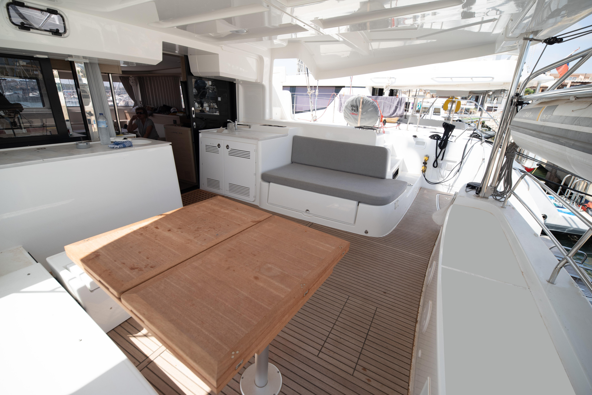 Lagoon 46 - 4 + 2 cab. — photo 6