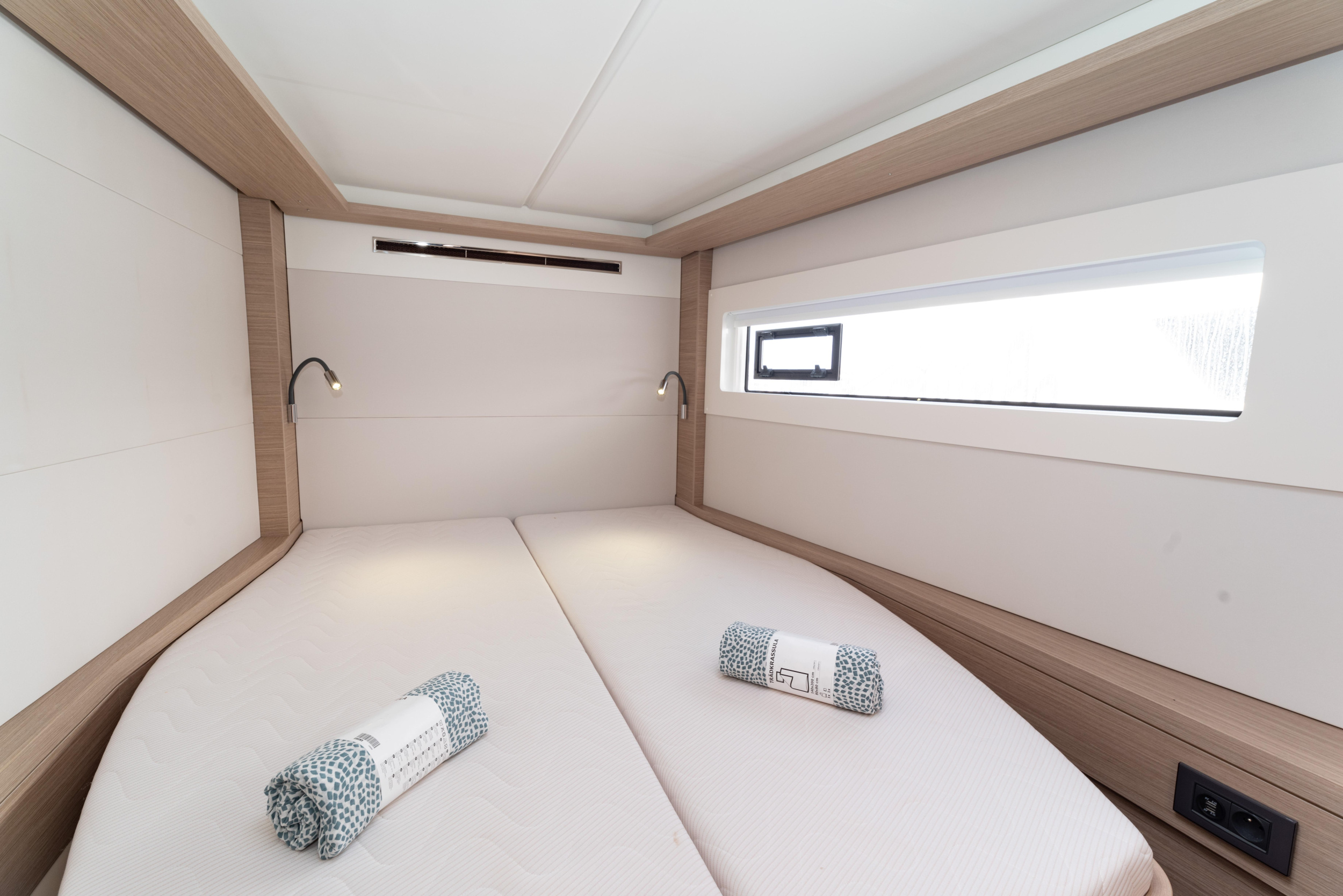 Lagoon 46 - 4 + 2 cab. — photo 14