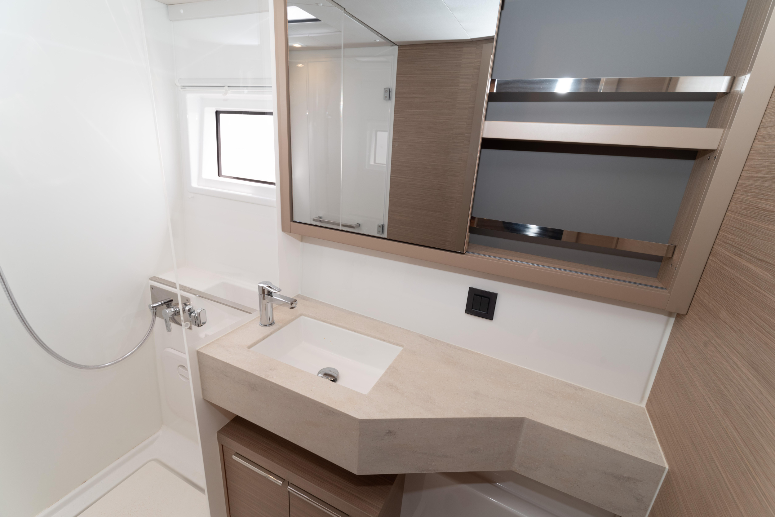 Lagoon 46 - 4 + 2 cab. — photo 16