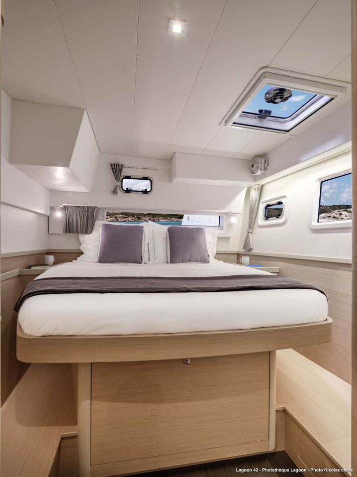 Lagoon 42 - 4 + 2 cab. — photo 22