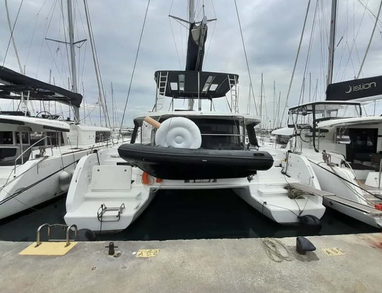 Lagoon 46 - 4 + 2 cab. — photo 1