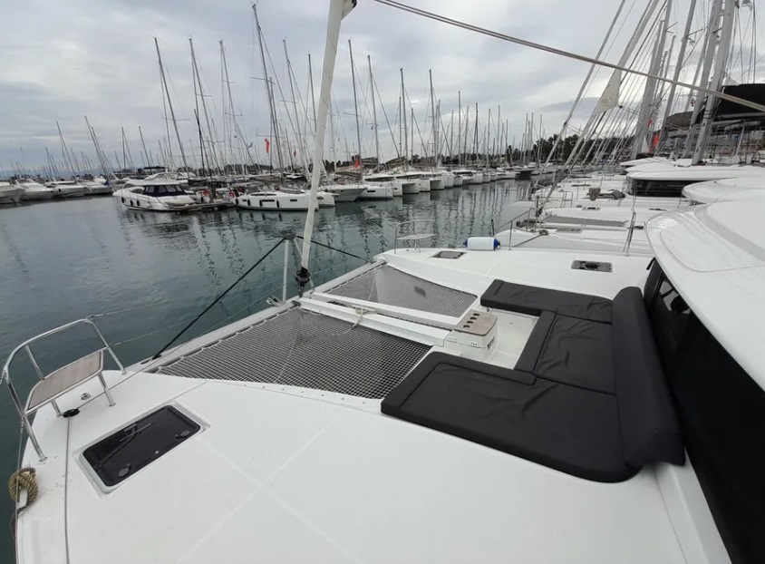 Lagoon 46 - 4 + 2 cab. — photo 5