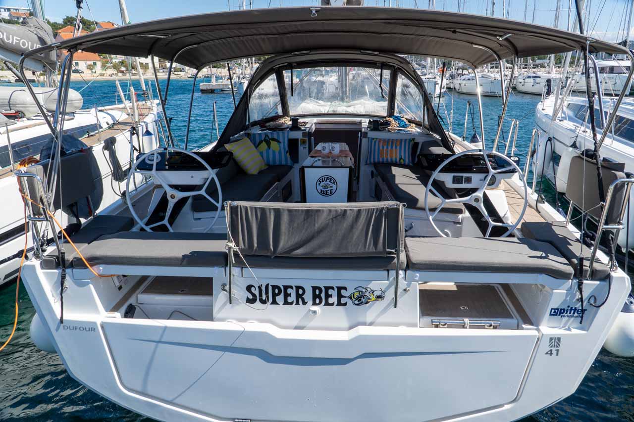 Dufour 41 - 3 cab. — photo 1