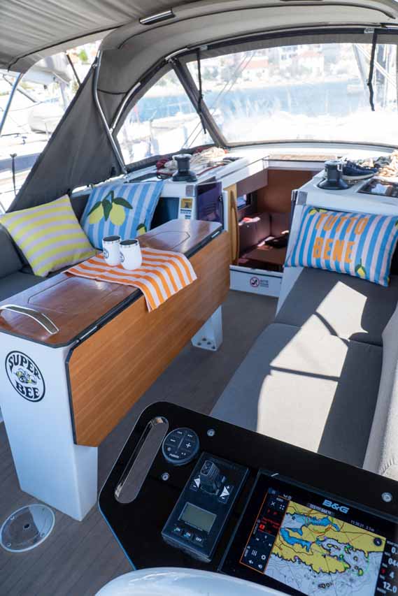 Dufour 41 - 3 cab. — photo 6