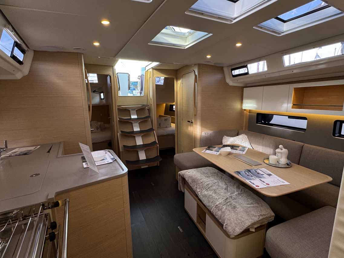 Dufour 41 - 3 cab. — photo 15