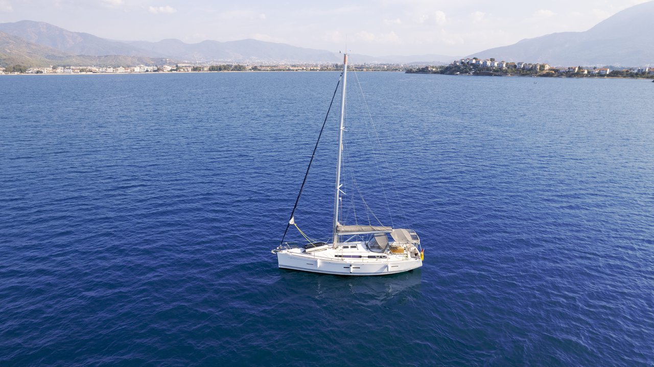 Dufour 405 GL — photo 9