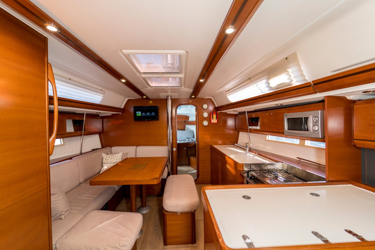 Dufour 405 GL — photo 13