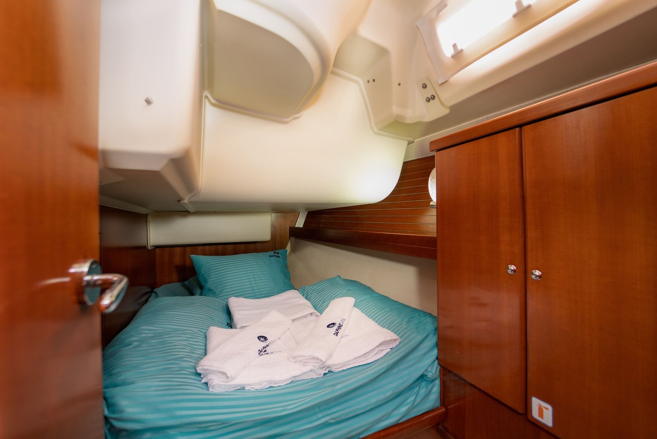 Dufour 425 GL — photo 9