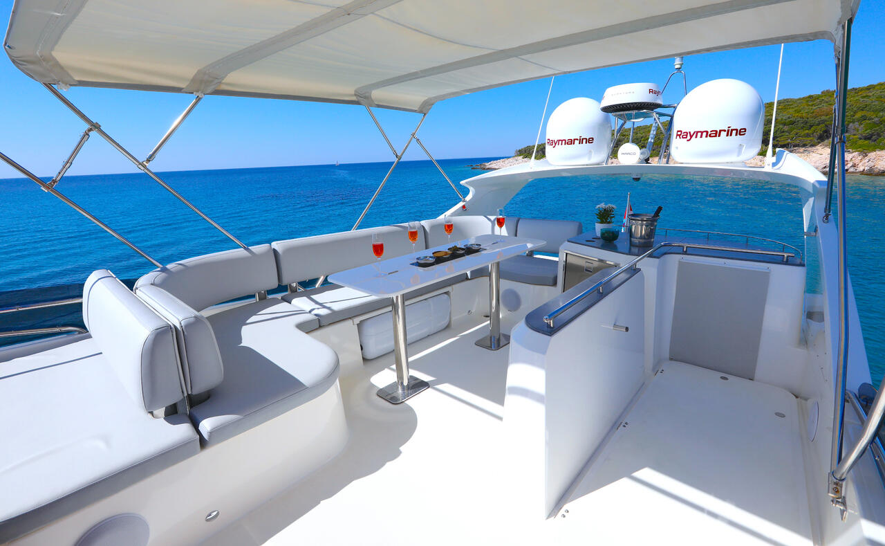Galeon 640 Fly — photo 6