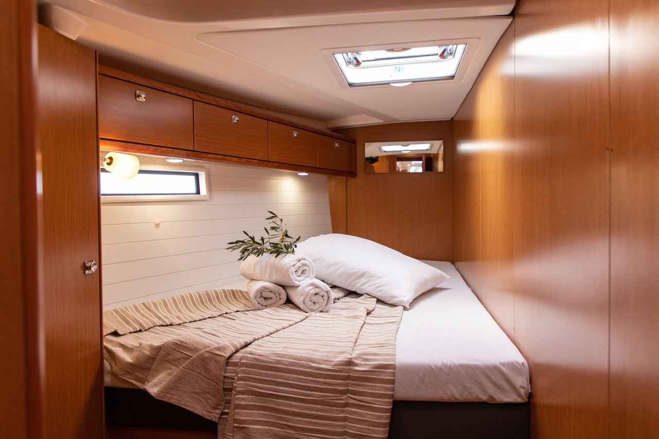 Bavaria Cruiser 51 — photo 11