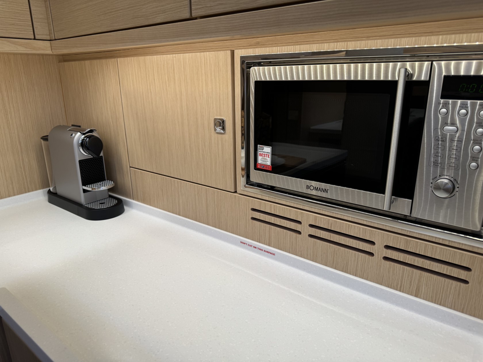 Bavaria C57 Style - 5 + 1 cab. — photo 14