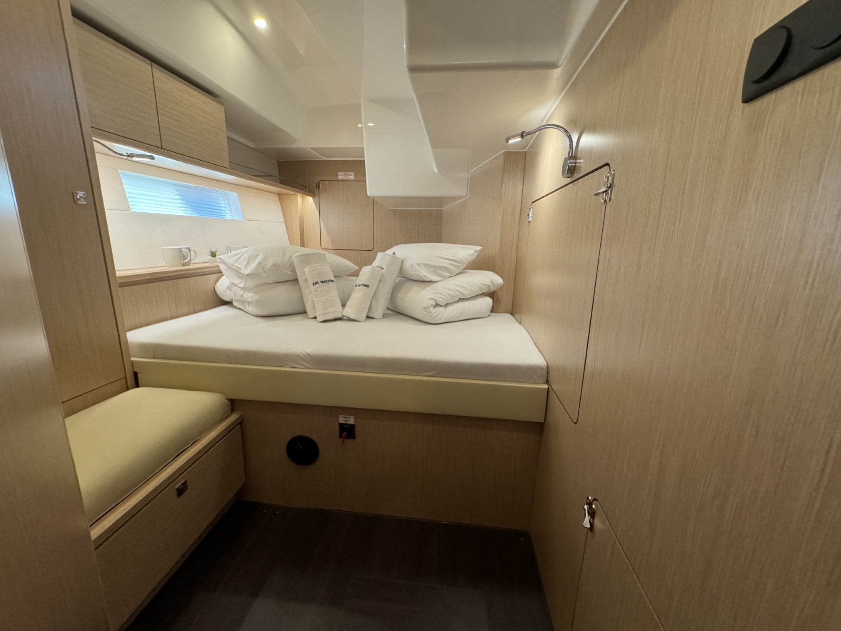 Bavaria C57 Style - 5 + 1 cab. — photo 21