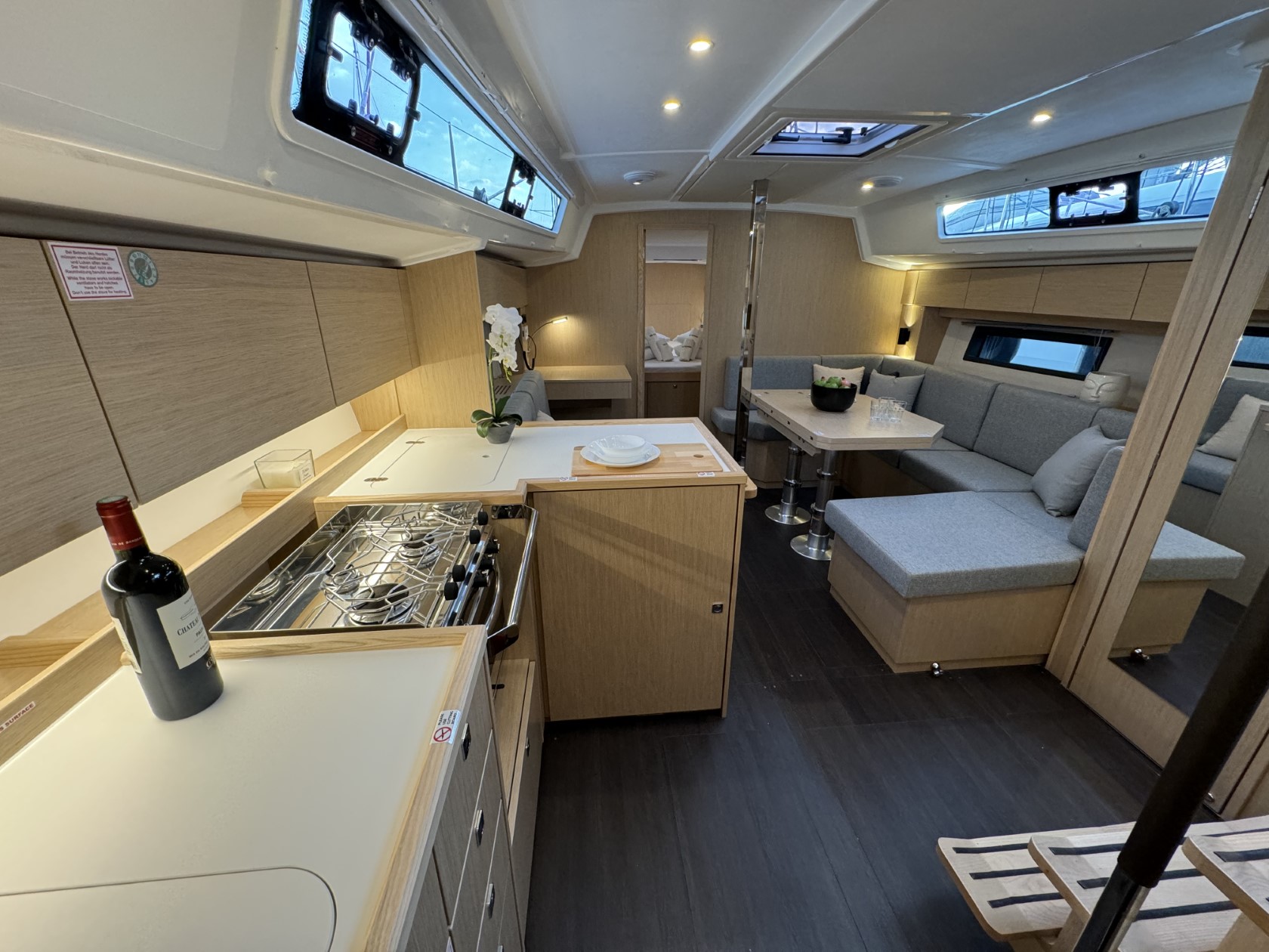 Bavaria C42 — photo 24