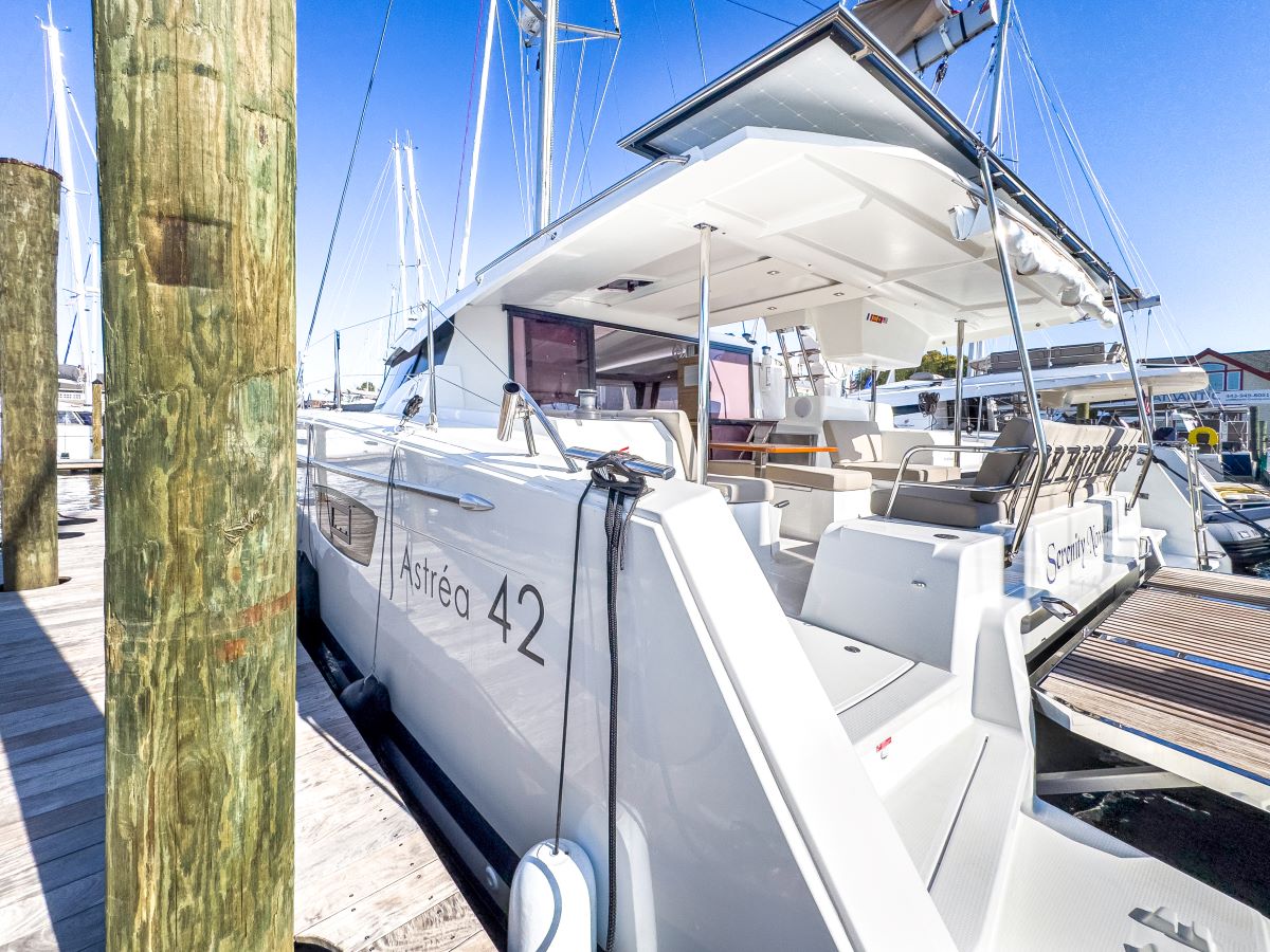 Fountaine Pajot Astrea 42 Maestro — photo 4