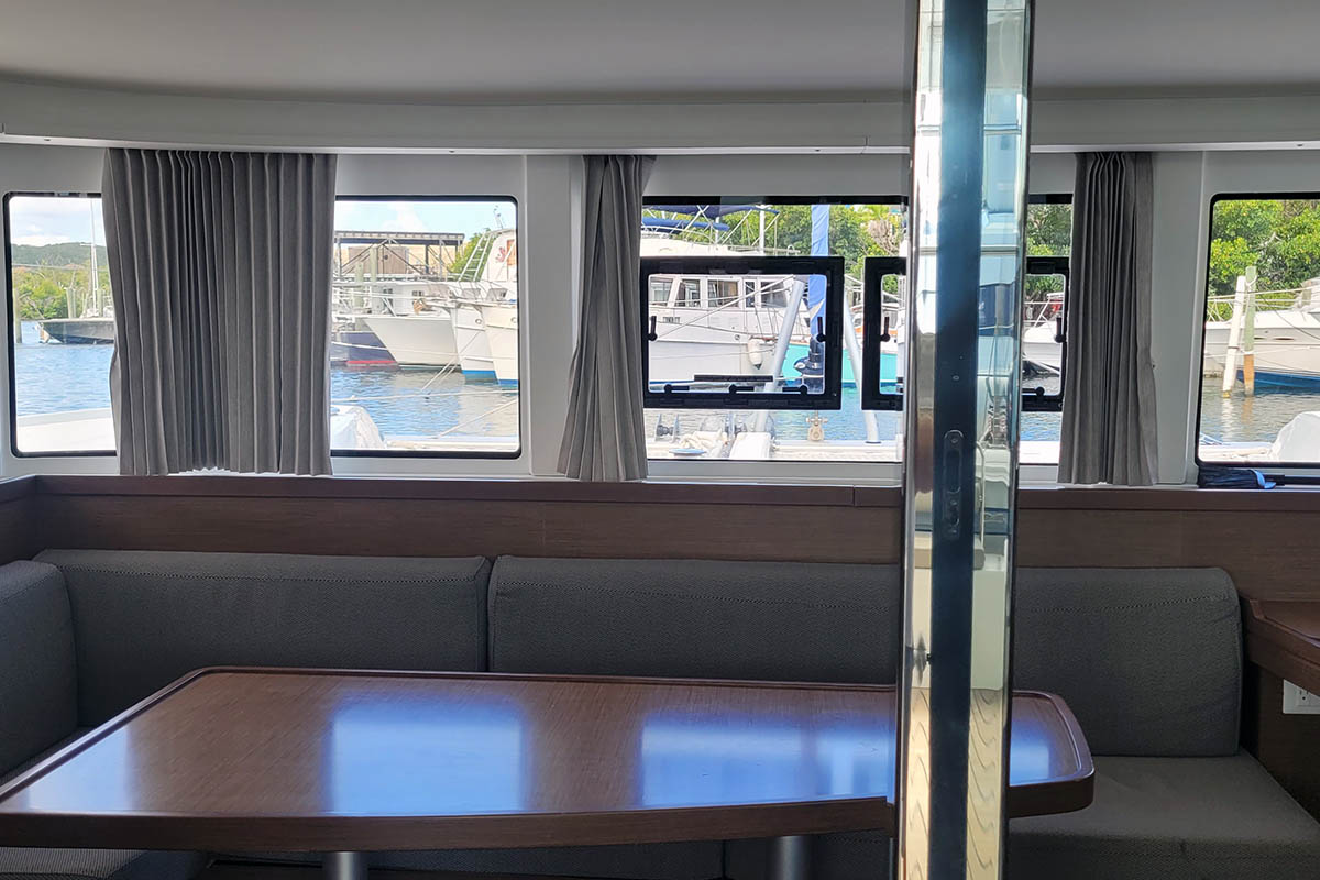 Lagoon 42 - 4 + 2 cab. — photo 18