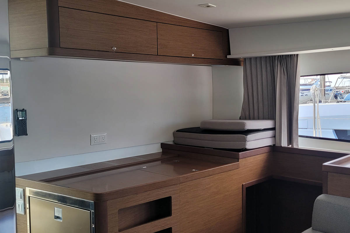 Lagoon 42 - 4 + 2 cab. — photo 19