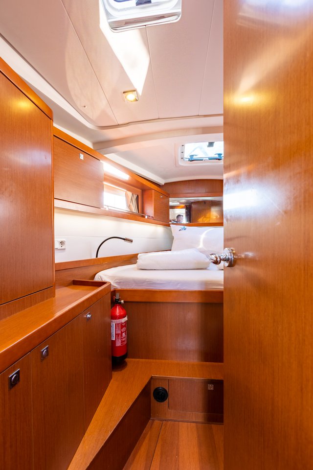 Oceanis 41.1 — photo 13