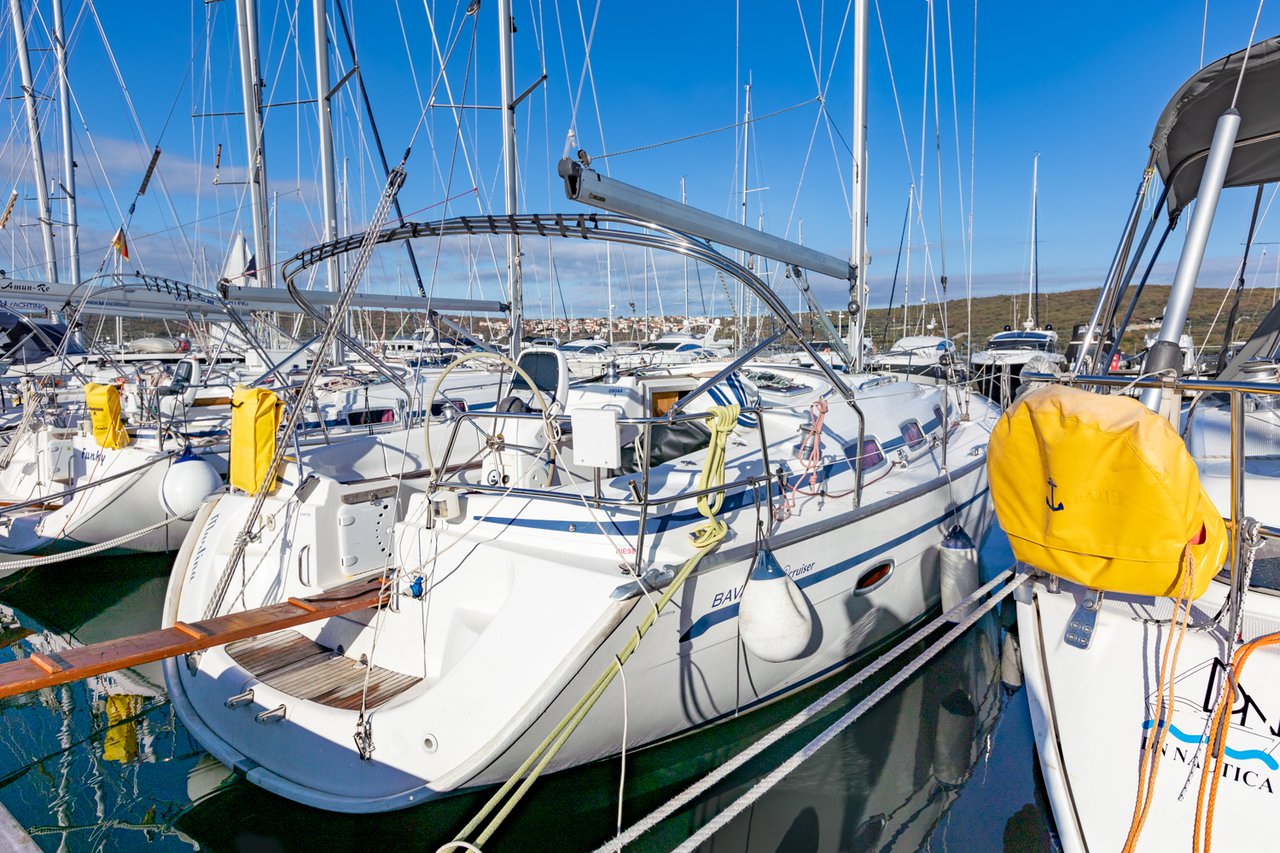 Bavaria 39 Cruiser — photo 3