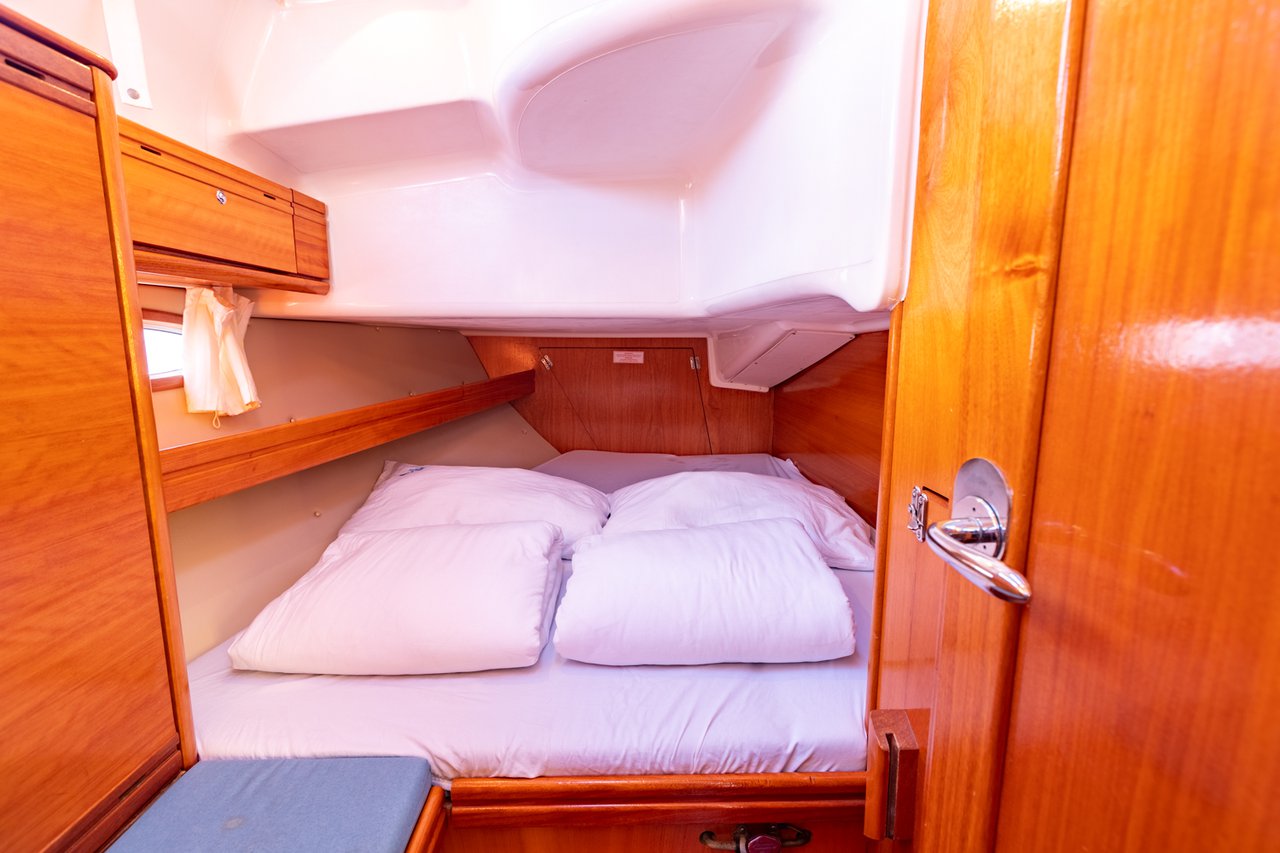 Bavaria 39 Cruiser — photo 10