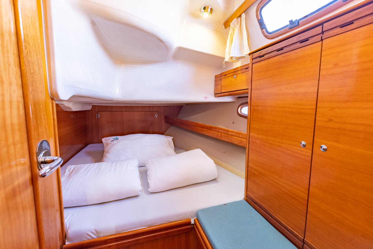Bavaria 39 Cruiser — photo 11