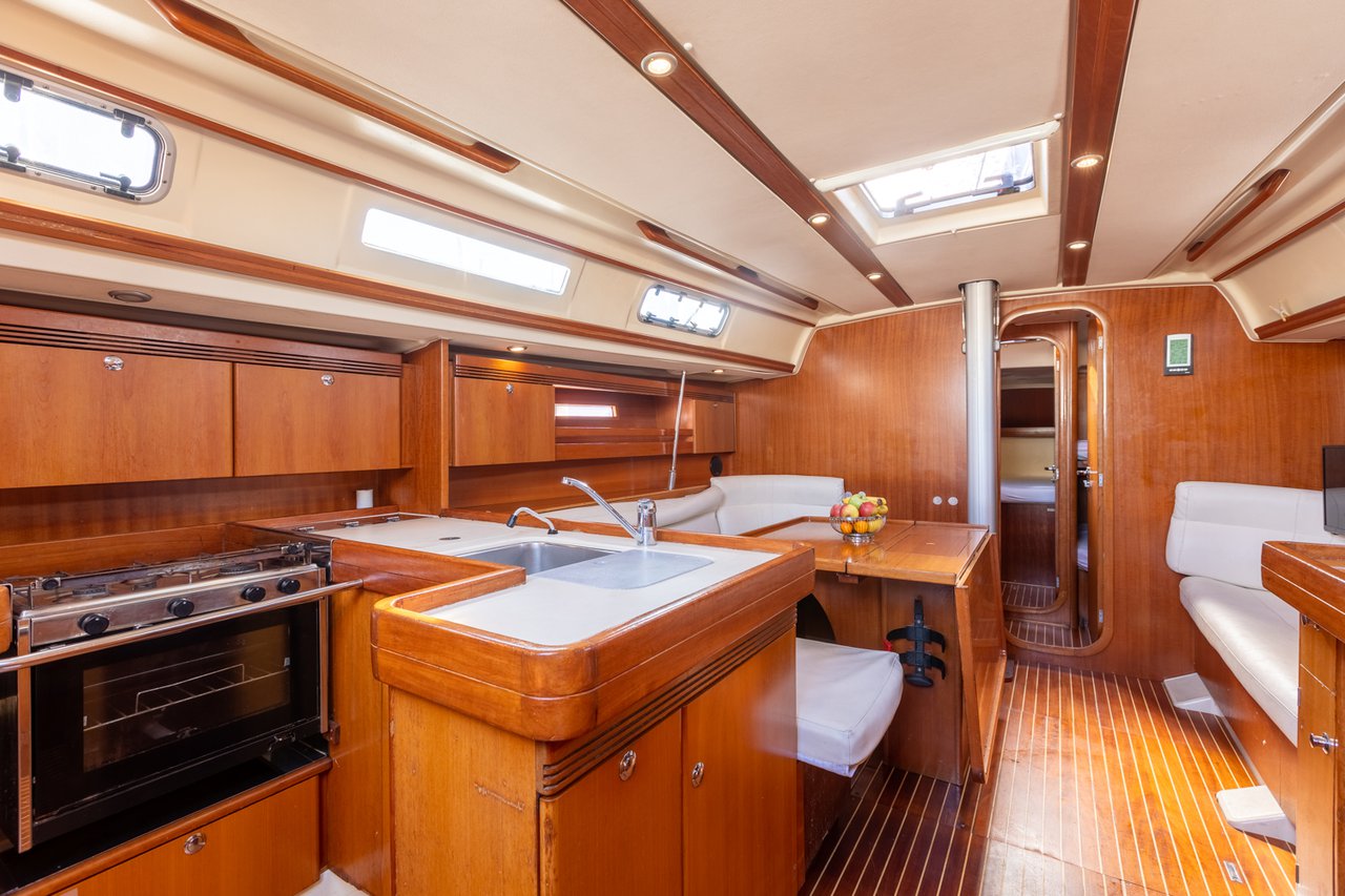Dufour 44 - 4 cab.* — photo 9
